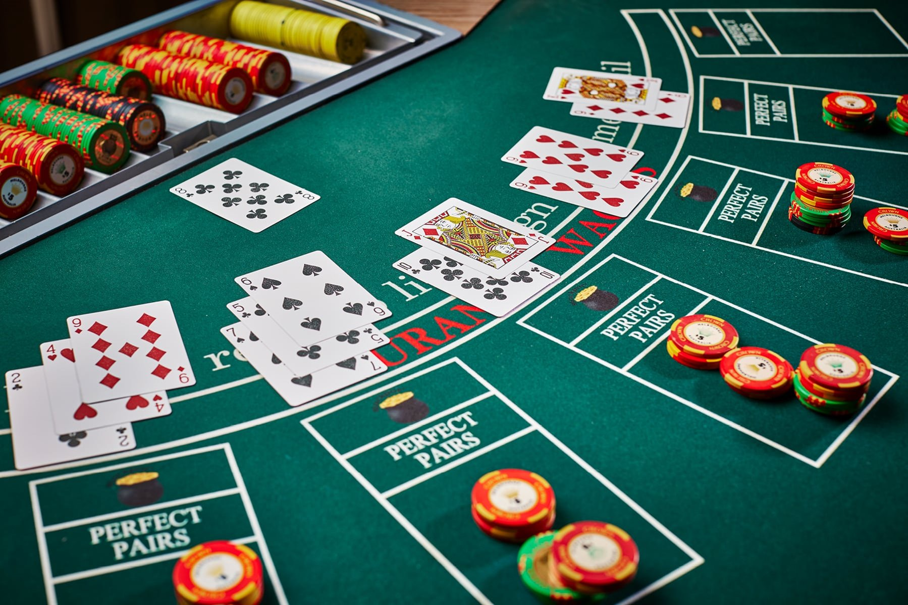 Blackjack là gì? Luật chơi Blackjack cơ bản cho người mới 